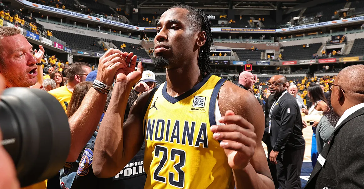 爱游戏平台-印第安纳步行者迎NBA季后赛关键赛；今夜刷新队史纪录；话题不断；控场能力受关注的简单介绍